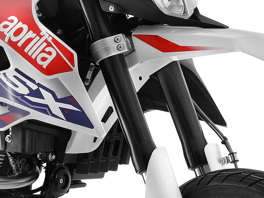 aprilia sx 125 tail tidy