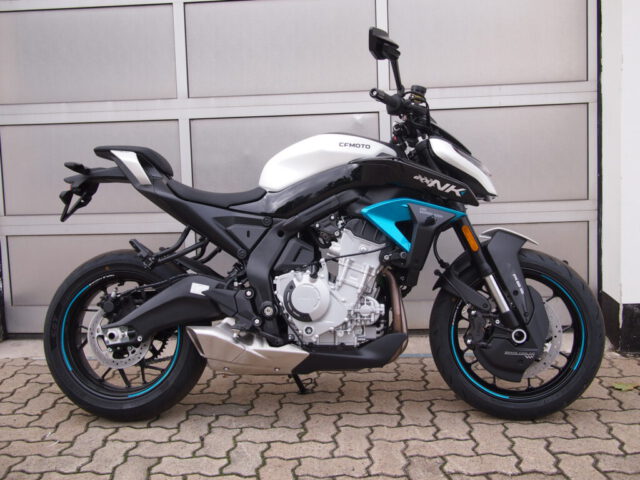 CFMOTO 675 NK weiss-blau 6