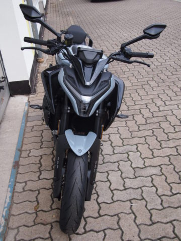 CFMOTO 675 NK grau 6