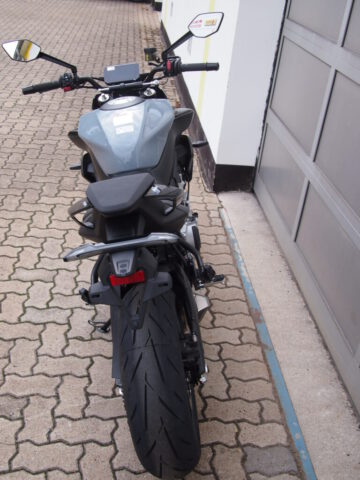 CFMOTO 675 NK grau 5