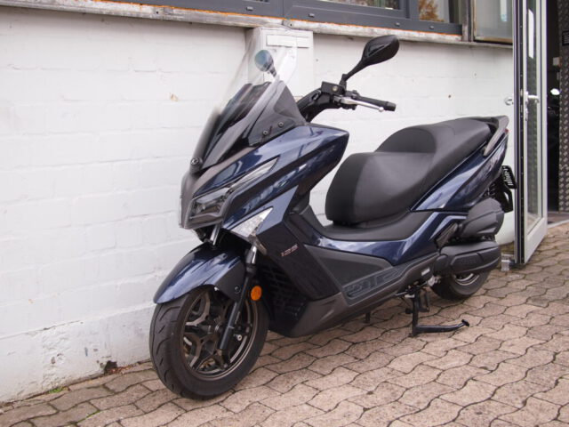X-Town 125 blau 9