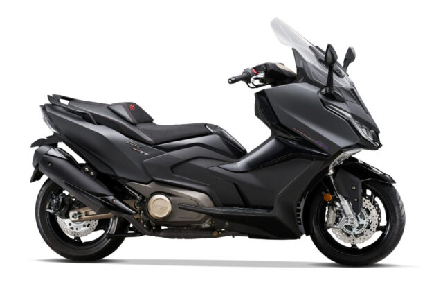 KYMCO_AK_575i_ABS_Premium_schwarz_matt_2025_01