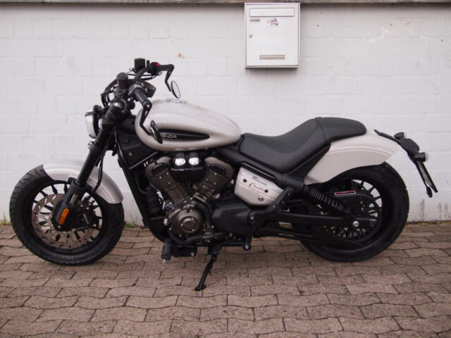 Benda 350 CVT grau 08