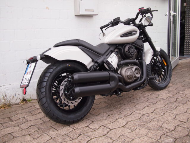 Benda 350 CVT grau 03