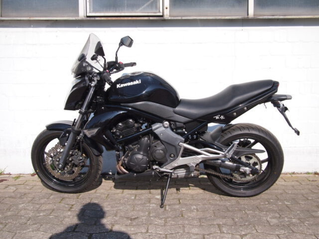 Kawasaki ER6n 03