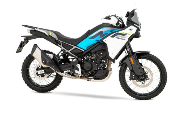 450MT blau-weiss 2026 1
