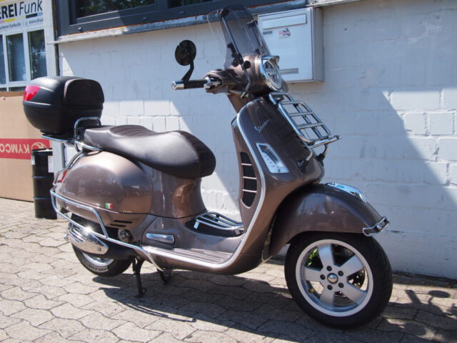 GTS300 Touring braun 01