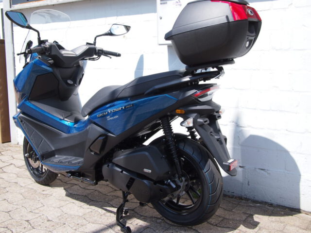 Skytown 125 blau 4
