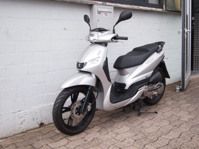 Peugeot Tweet 125 7