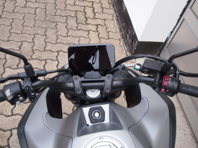 CFMOTO 125NK schwarz 6