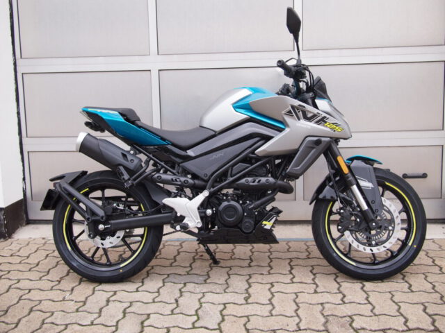 CFMOTO 125NK blau 6