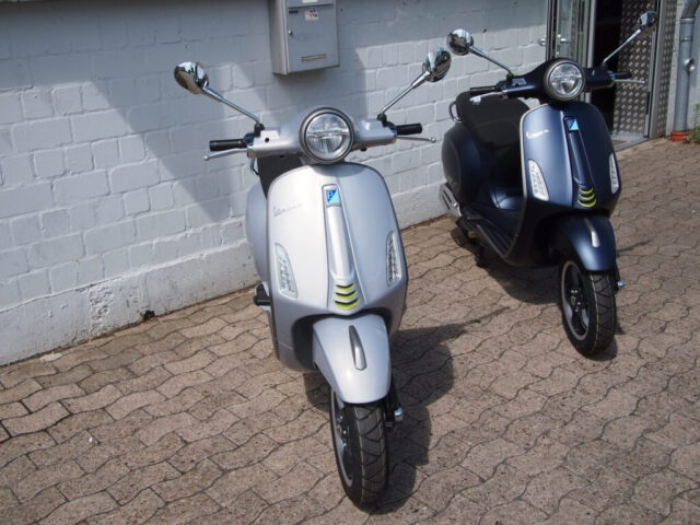 Vespa Primavera 50 Tech 03