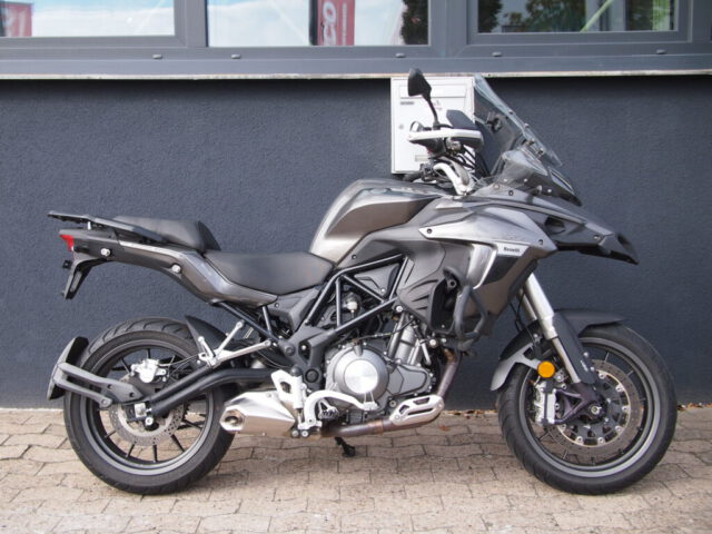 Benelli TRK502 8
