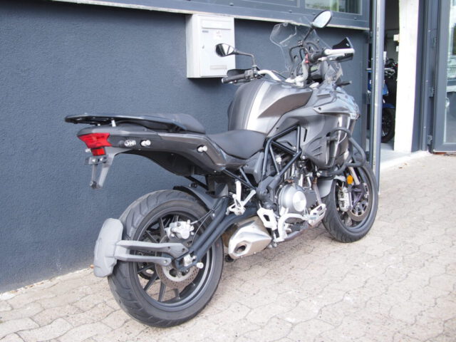 Benelli TRK502 7