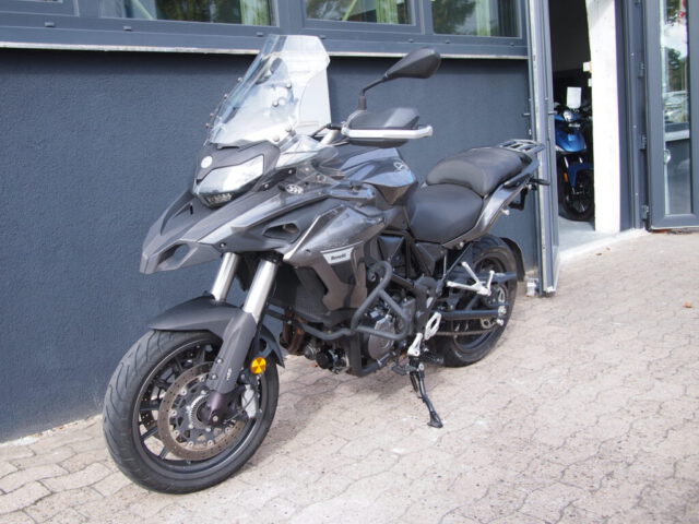 Benelli TRK502 3